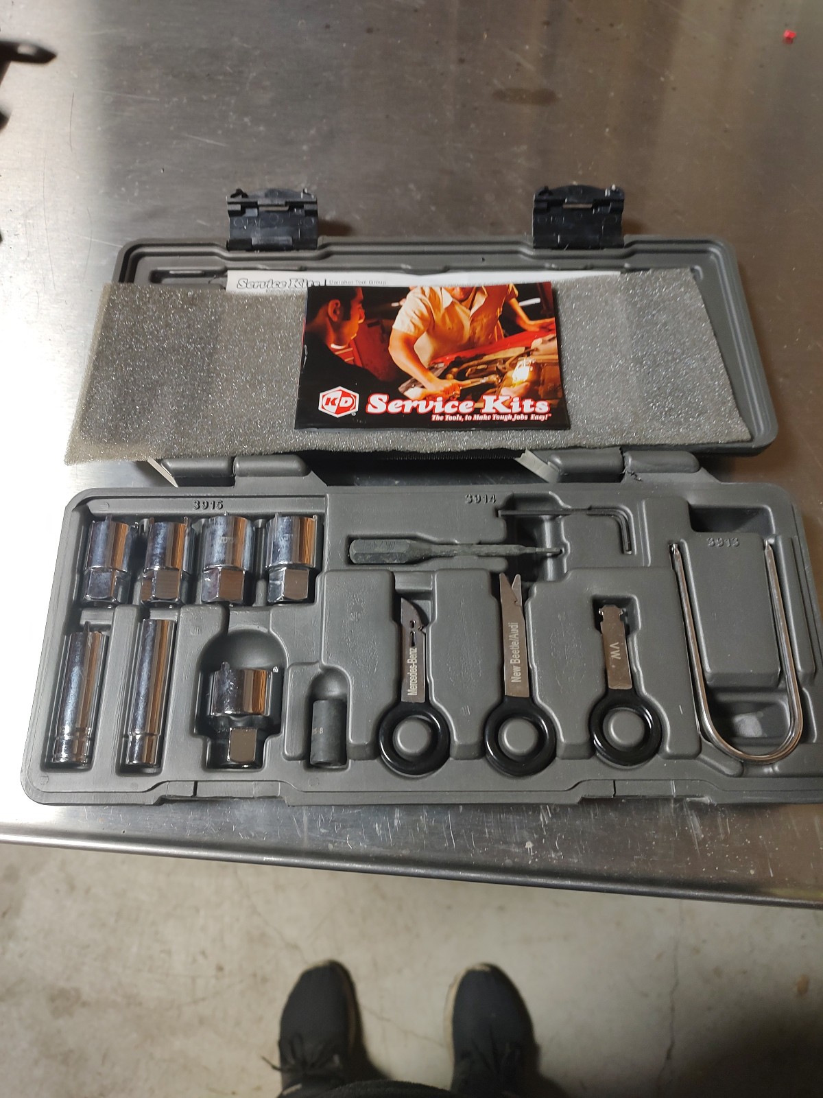 KD 41680 RADIO & ANTENNA SERVICE KIT