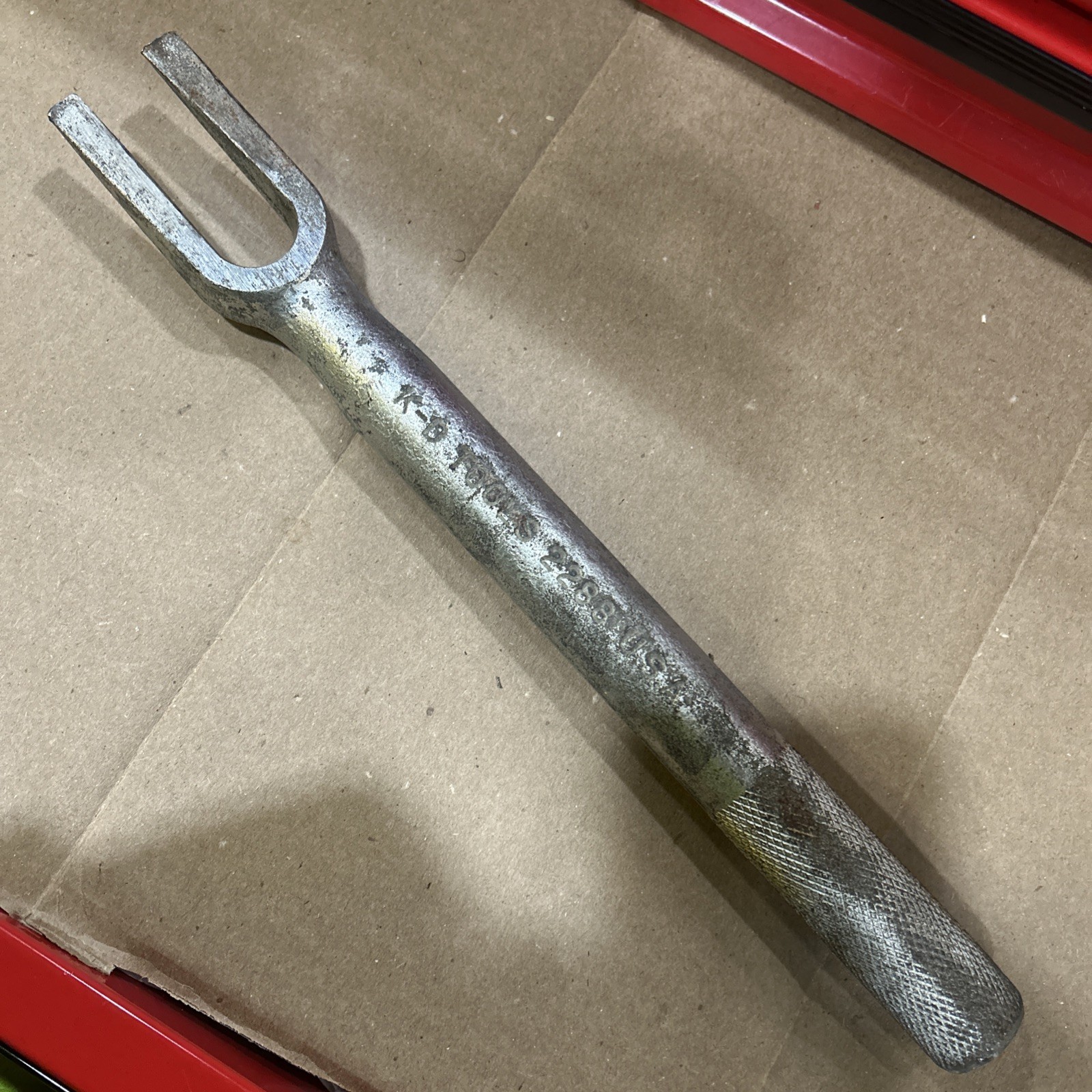 K-D Tools 2288 11-1/2″ Pickle Fork Tie Rod or Ball Joint Separator Tool