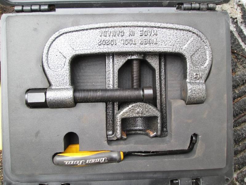 Tiger Tool 20503 U-Joint Service Kit for Automotive Vehicles