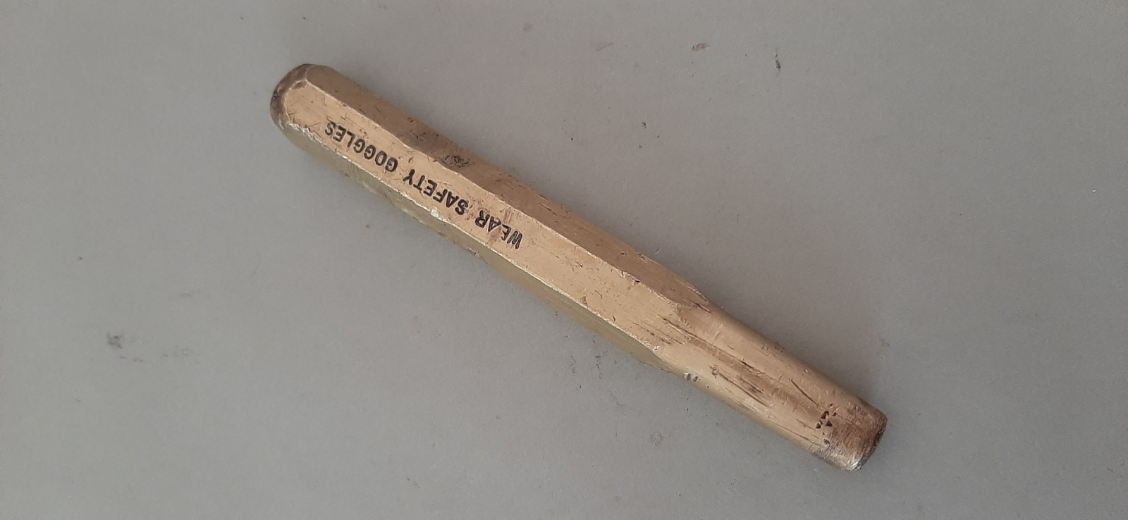 Snap-on Tools USA B912 Brass or Bronze? Tapered Punch USA GROUND MARKED
