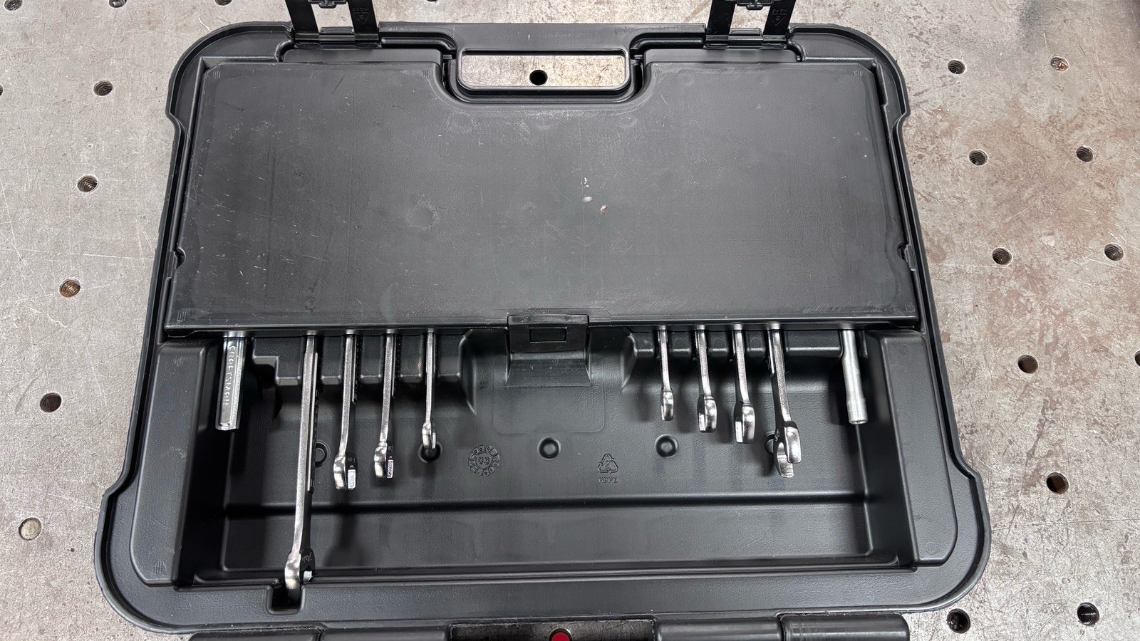 Craftsman USA 137 Piece Mechanic Tool Set with Case No 34137 Very Good!