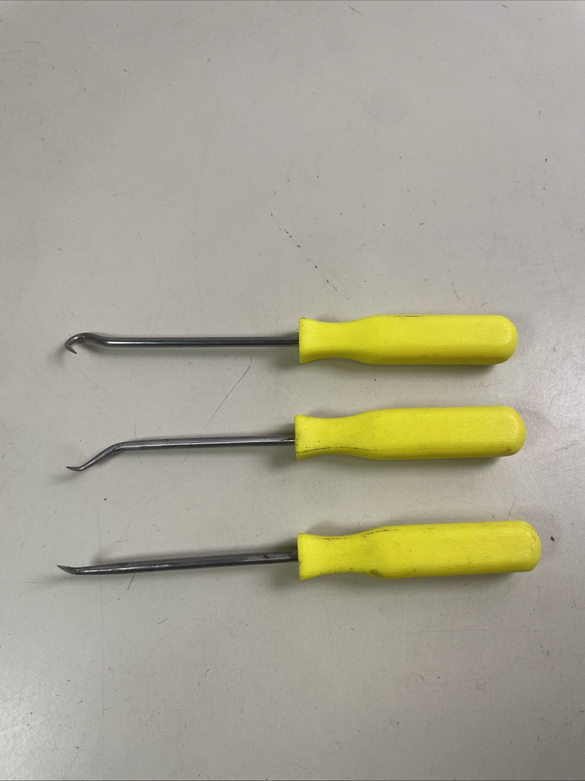 Mac Tools Yellow Handle 3 Piece Mini Pick Set PS22Y PS23Y PS24Y Good Condition