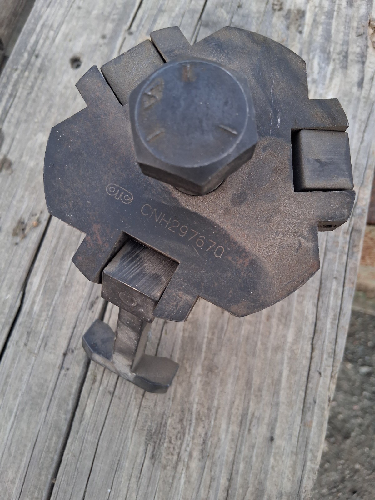 Front crankshaft seal installation tool cnh297670