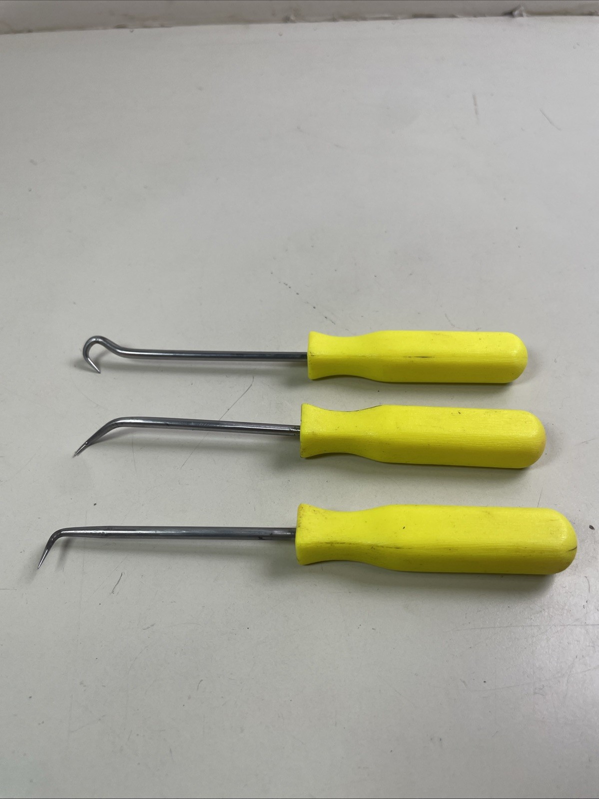 Mac Tools Yellow Handle 3 Piece Mini Pick Set PS22Y PS23Y PS24Y Good Condition