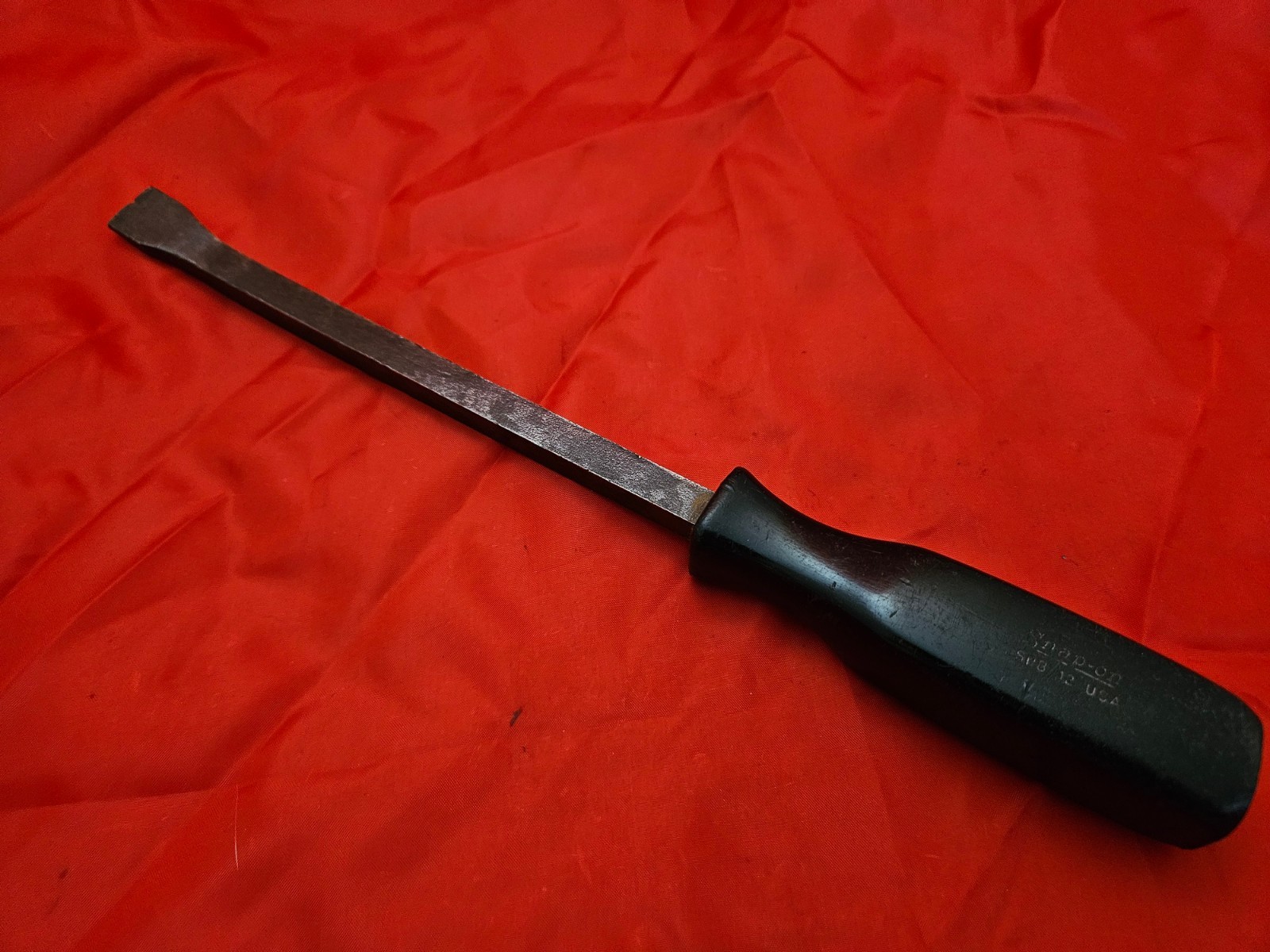 Snap-on SPB12 11.25″ Curved Head Pry Bar Prybar Black Hard Handle USA S17