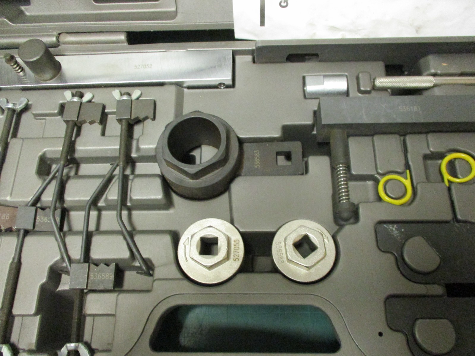 AUTOMOTIVE TOOLS * OTC * GM 6 CYLINDER CAM TOOL SET * 6688