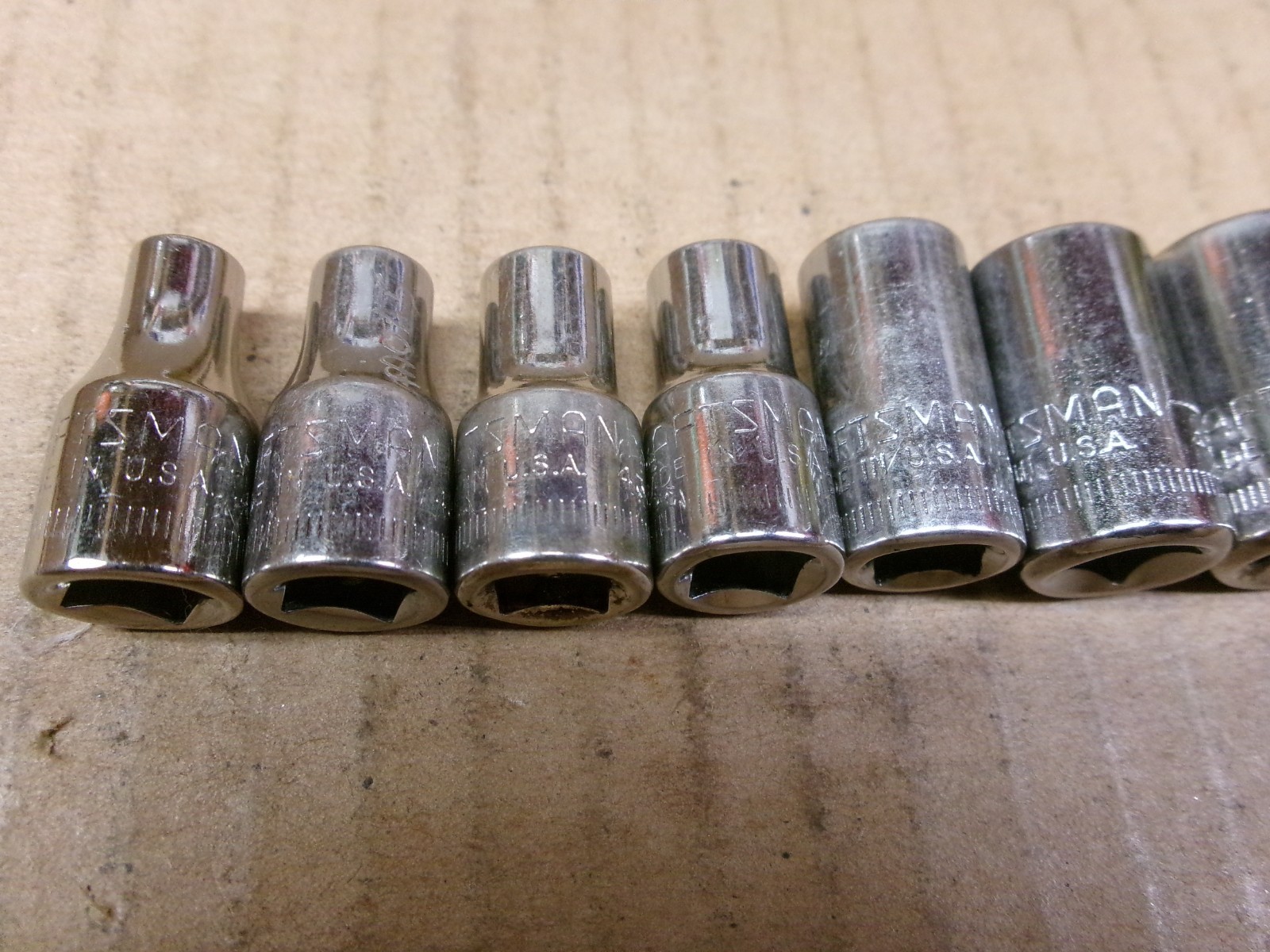 Craftsman USA 12-Piece 1/4″ Drive 6-Point Metric Socket Set 4-14 MM G Series