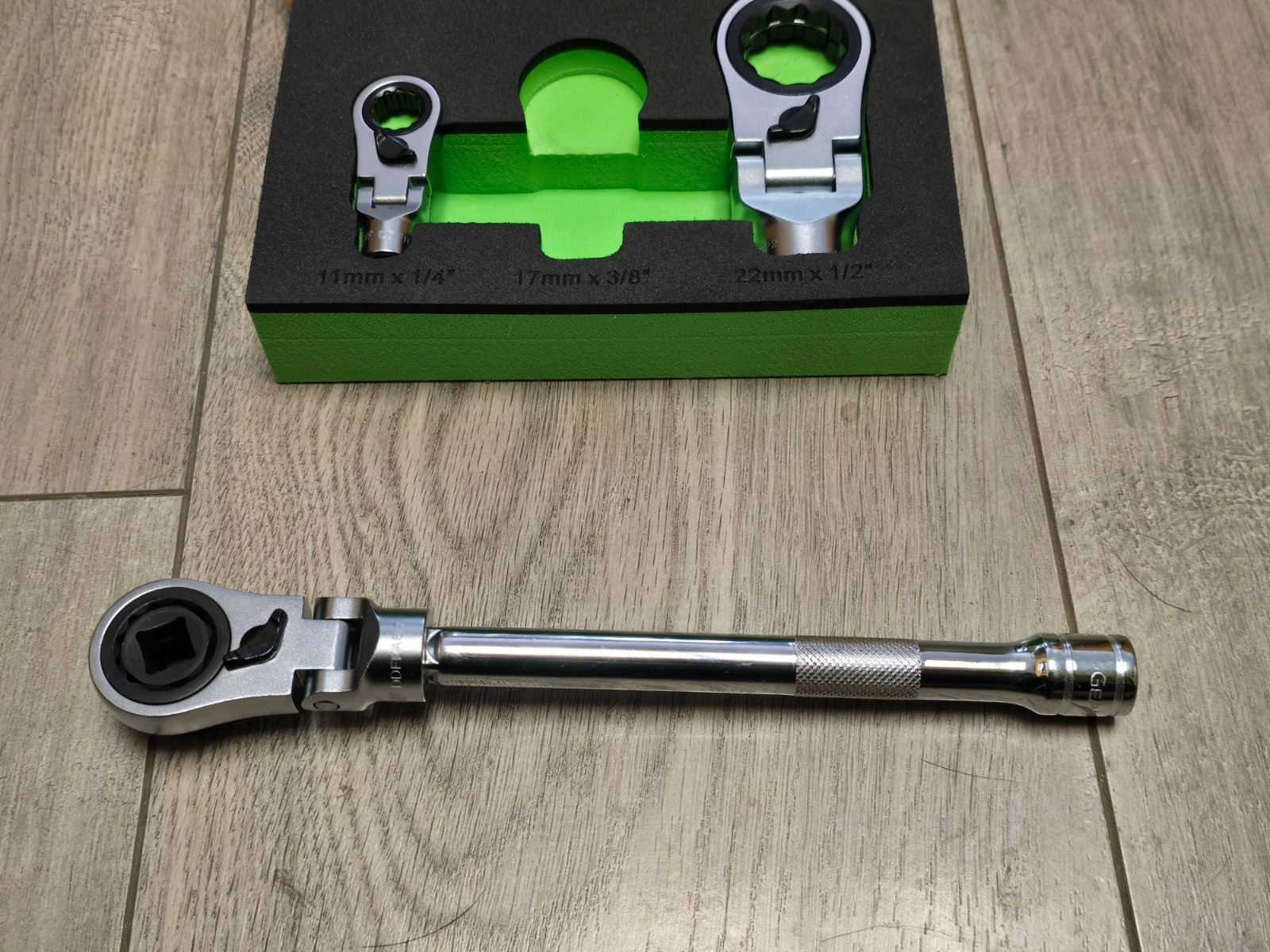 Vim Tools DDFRA100, Nora Reversible Flex Ratchet Adapters for Dual Drive Sockets