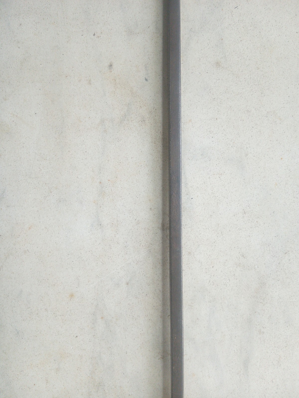 Vintage Mac Tools PB18 red and yellow handle pry bar 23″ long