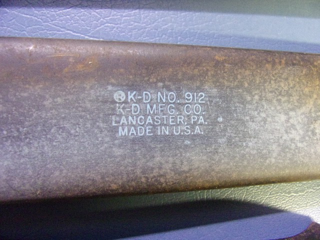 VINTAGE KD TOOLS VALVE COMPRESSORS NUMBER 912 915