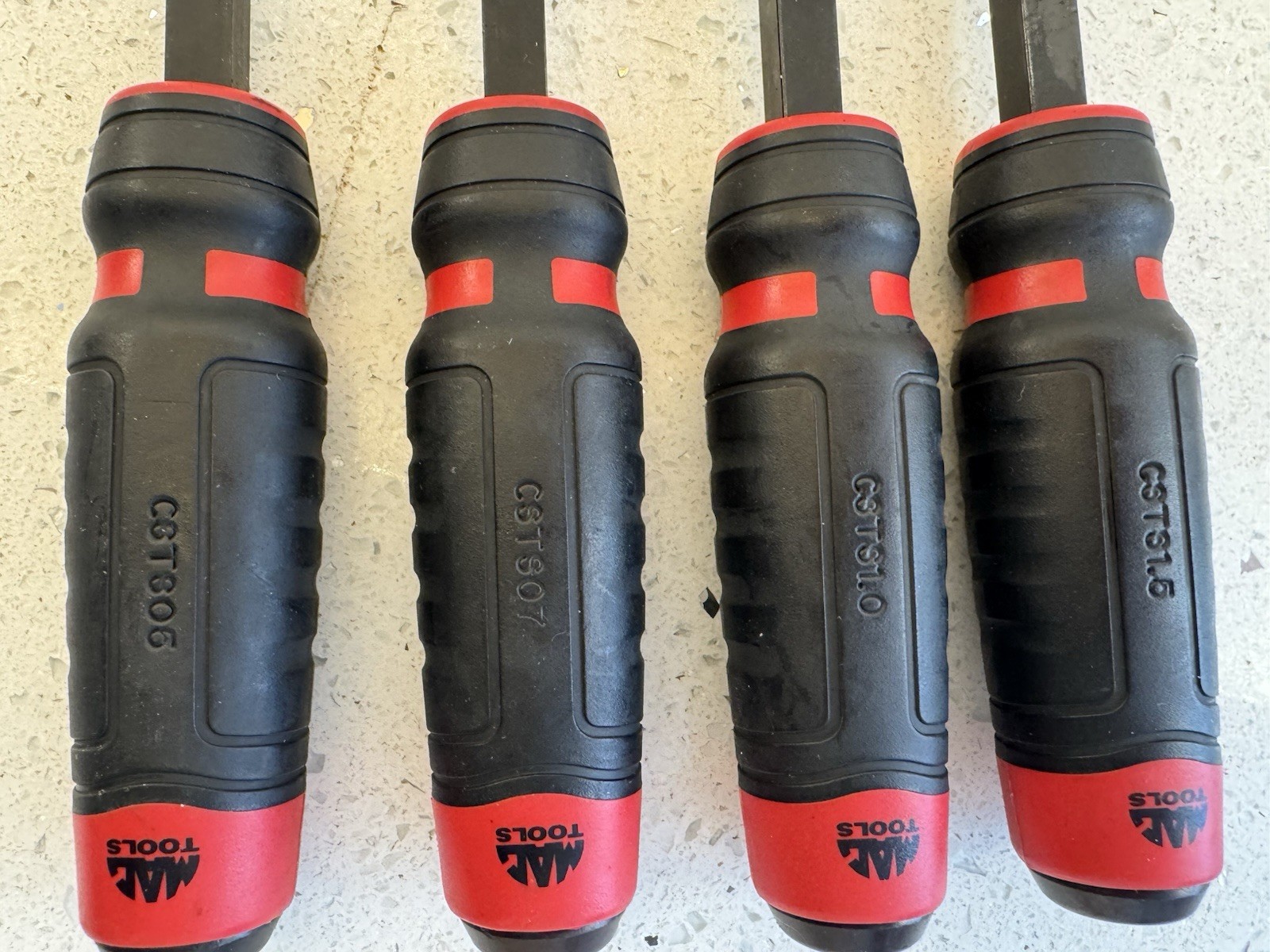 Mac Tools 4 Pc. Strikable Scraper Set (RED)w/Plastic Storage Tray Cstss4