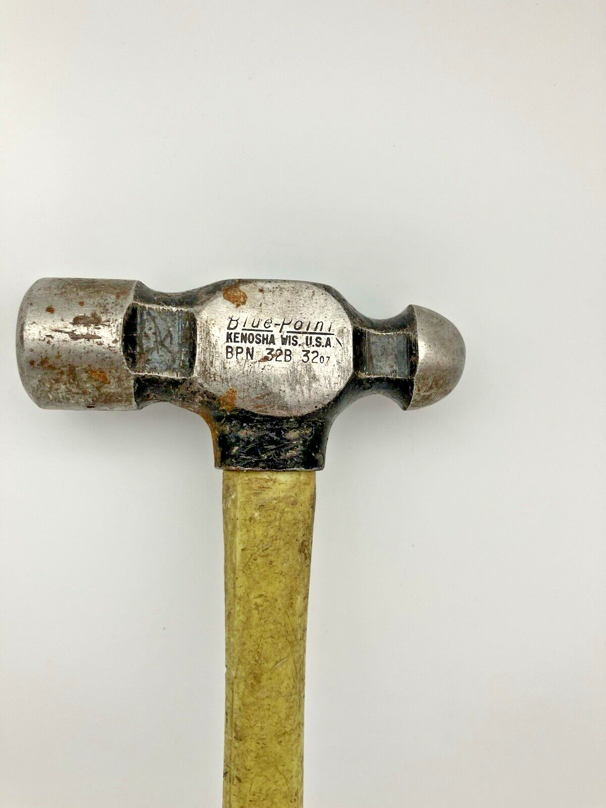 Blue Point Tools BPN32B 32 OZ Ball Peen Hammer Fiber Glass Handle USA
