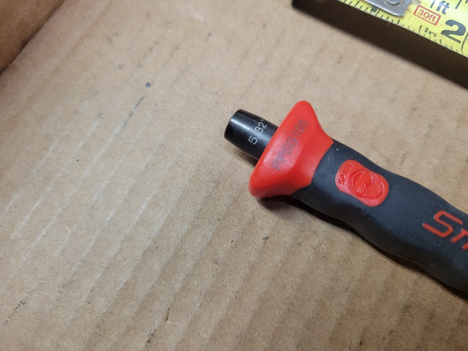 Snap On 5/32″ Pin Punch With Red / Black Comfort Handle Grip No PPSG105