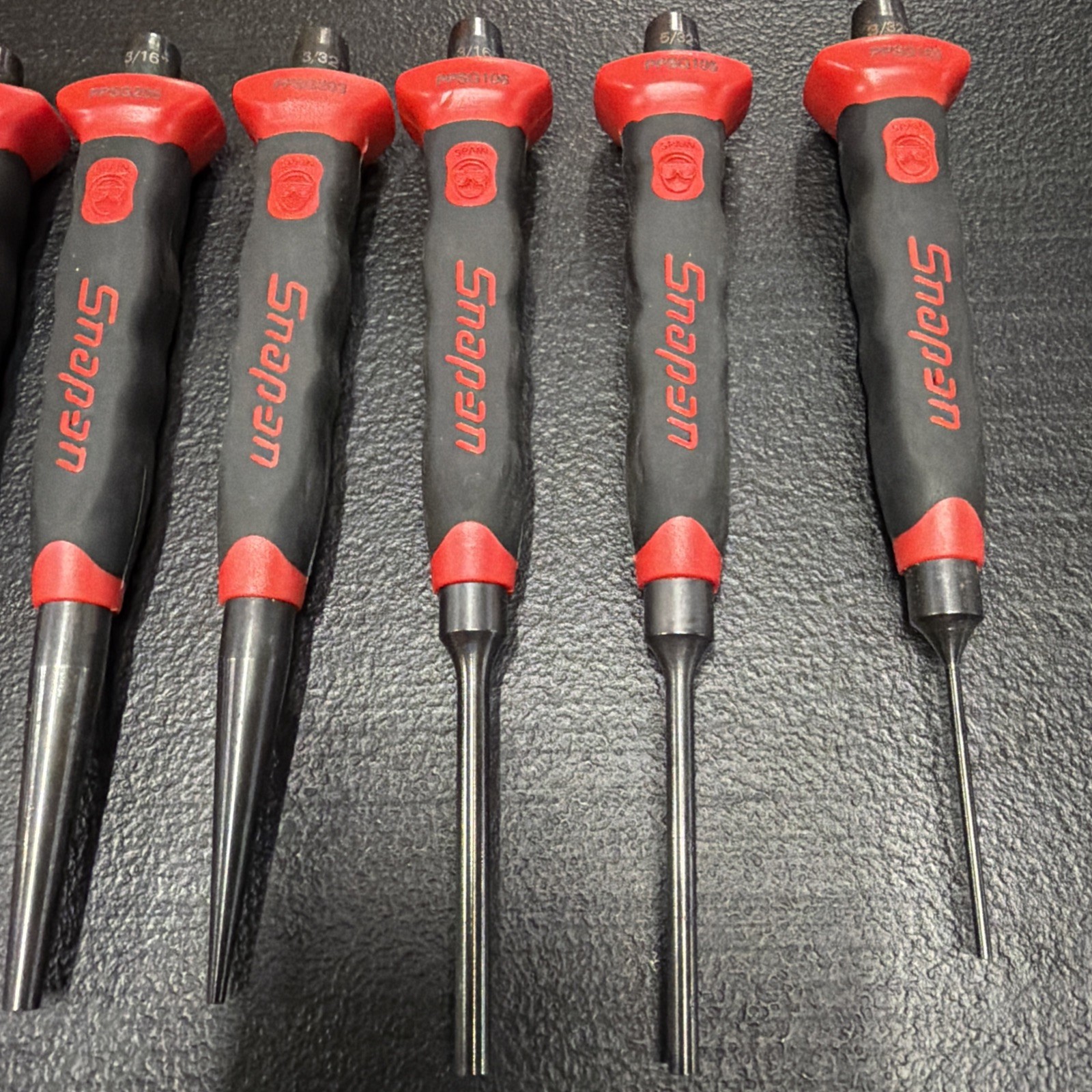 Snap On 10 pc Soft Grip Punch and Chisel Set PPCSG710