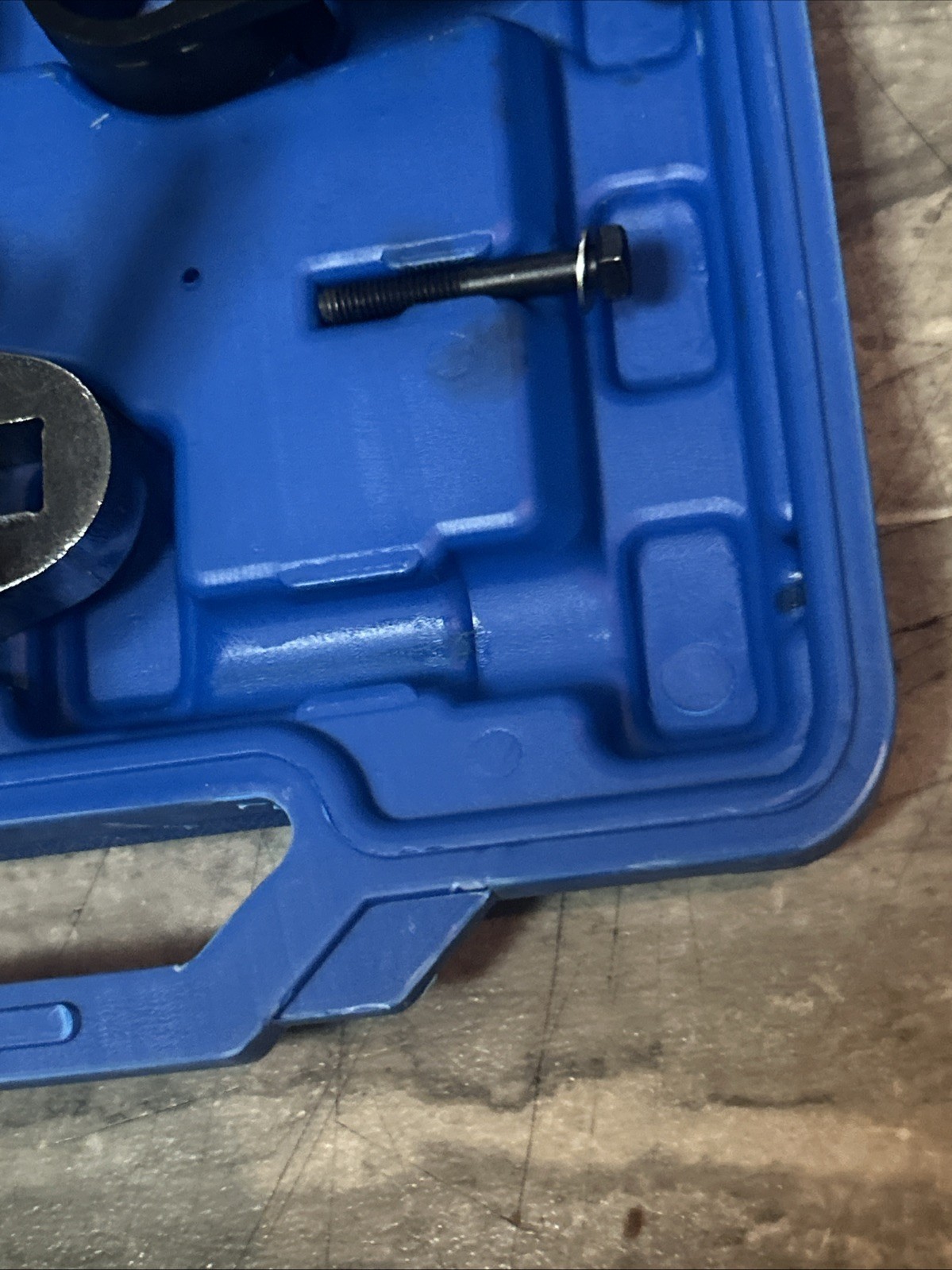 Car Engine Timing Crank Locking Lock Repair Tool For 2.8L VM9991 VM9992 EN-50029