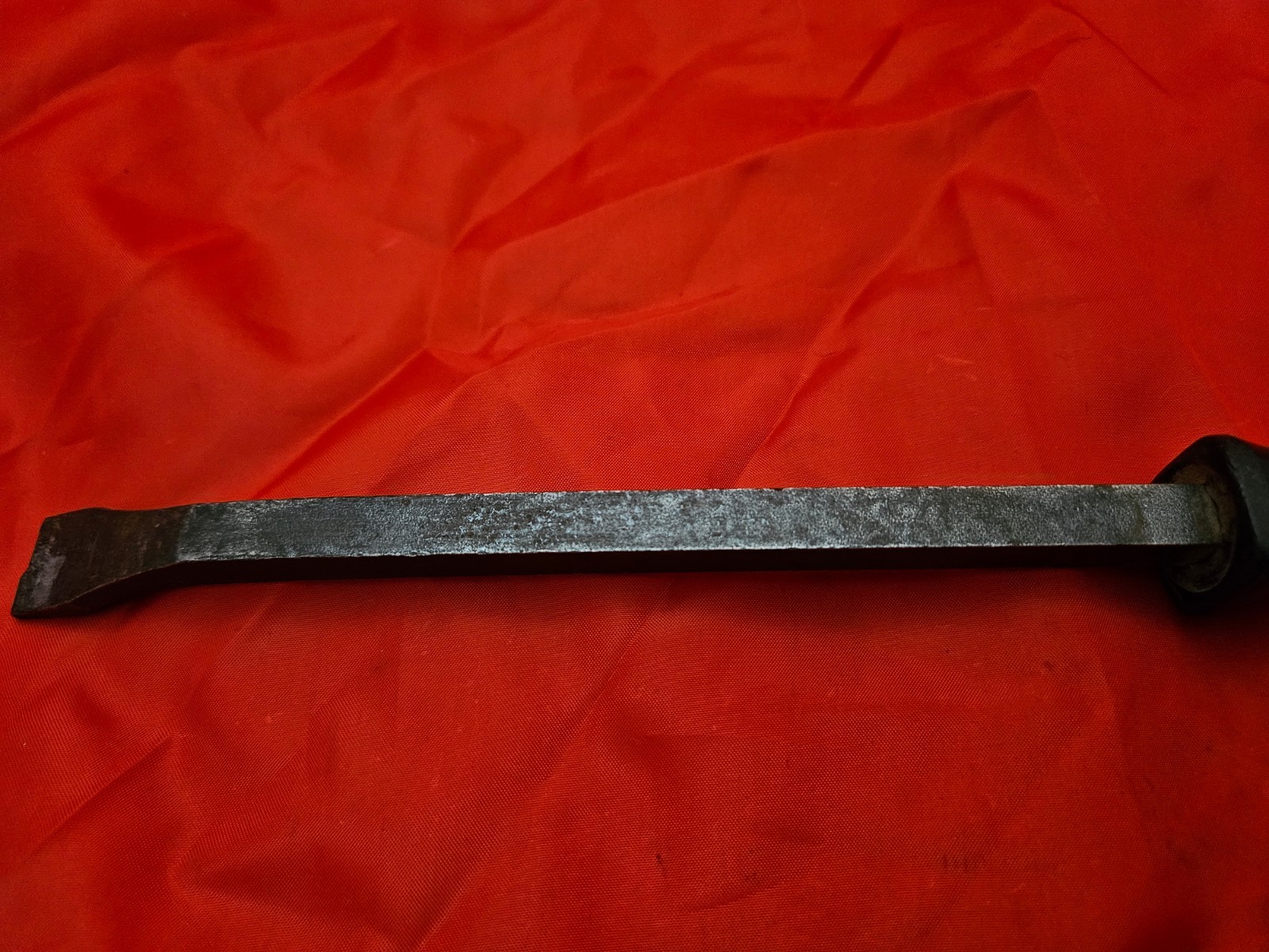 Snap-on SPB12 11.25″ Curved Head Pry Bar Prybar Black Hard Handle USA S17