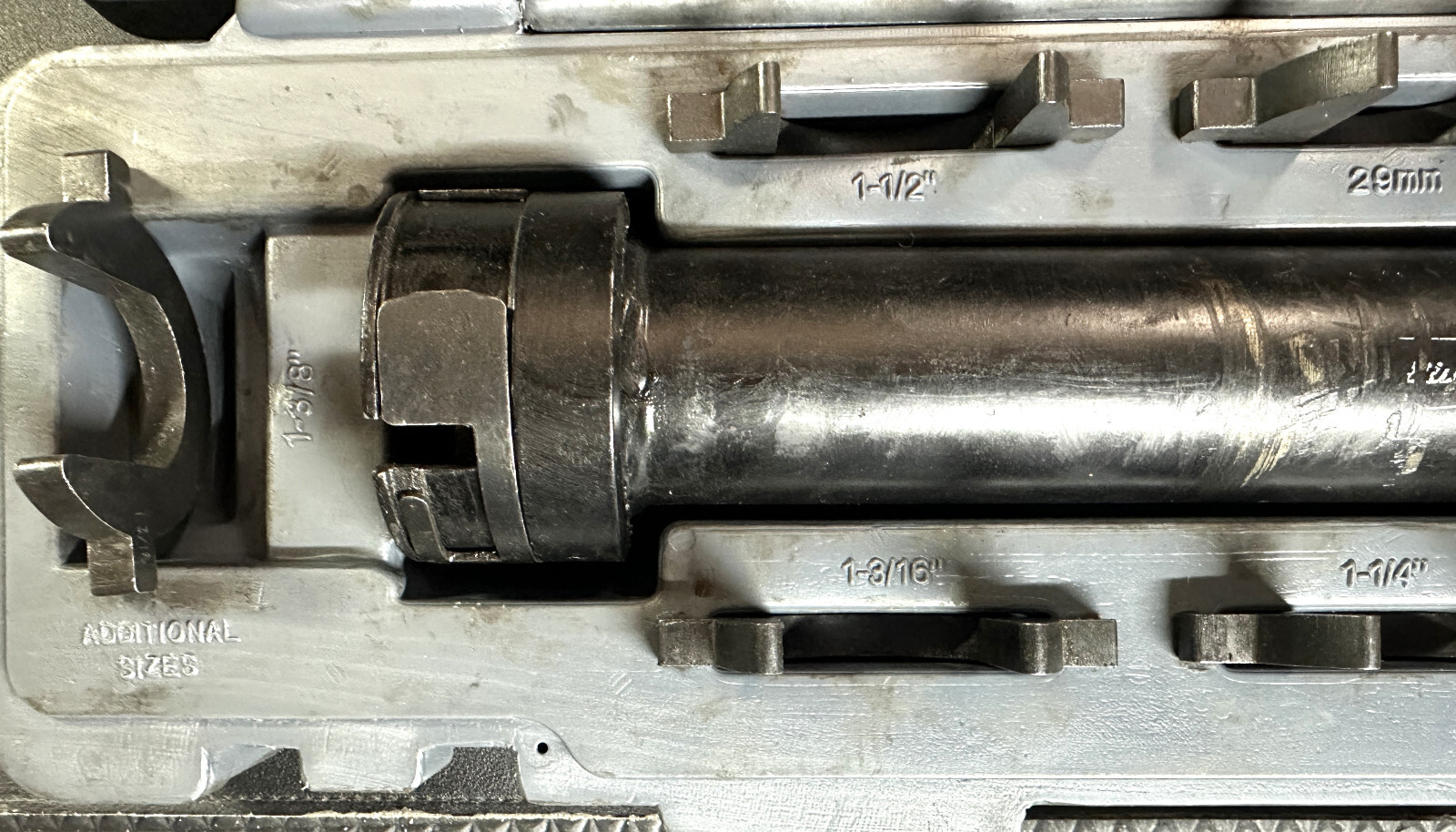 BLUE POINT YA3000D Inner Tie Rod Removal or Installation Tool Made In The USA