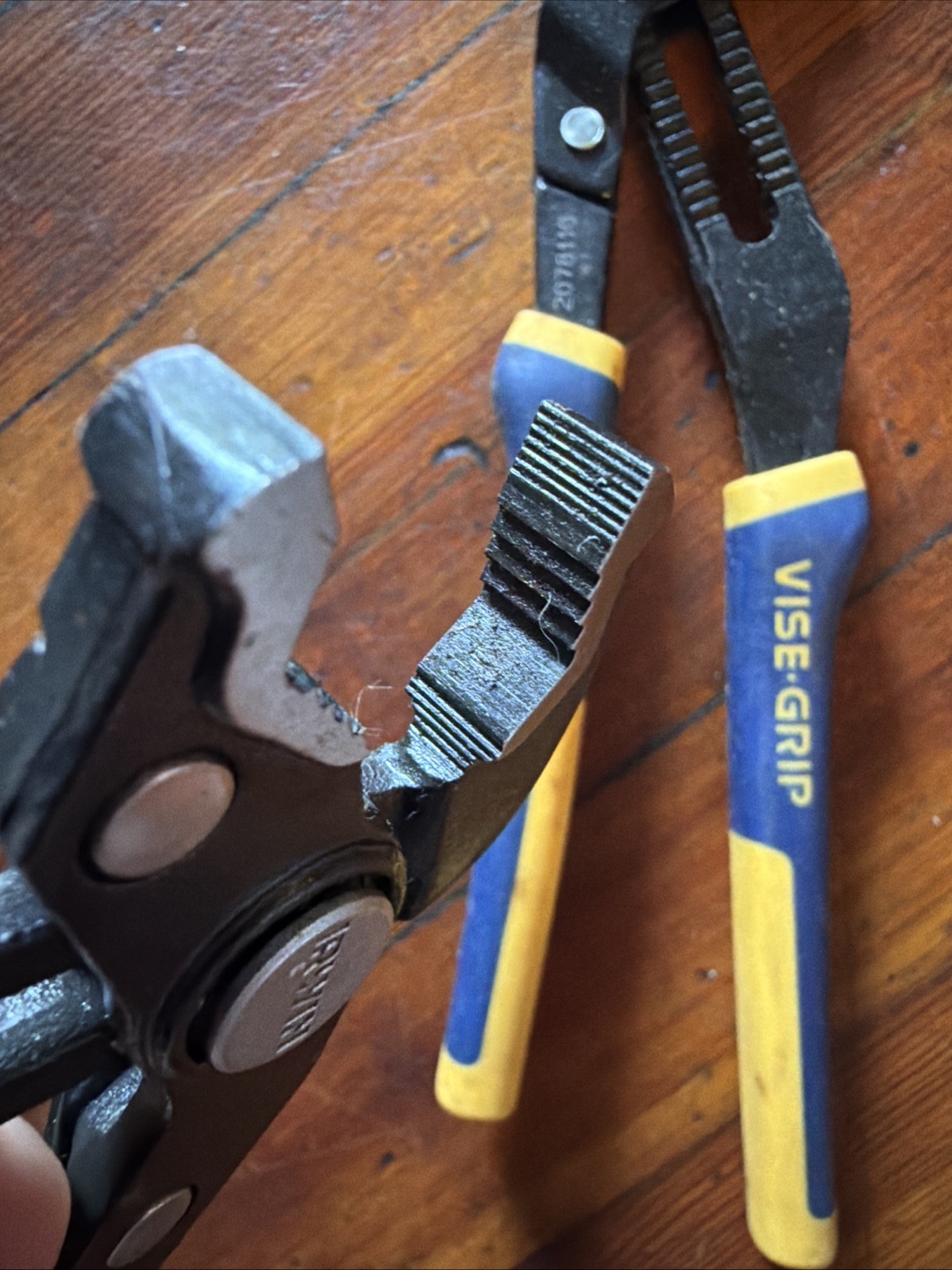 IRWIN Tools VISE-GRIP GrooveLock Pliers Set, 2-pack (8″, 10″), Blue/Yellow
