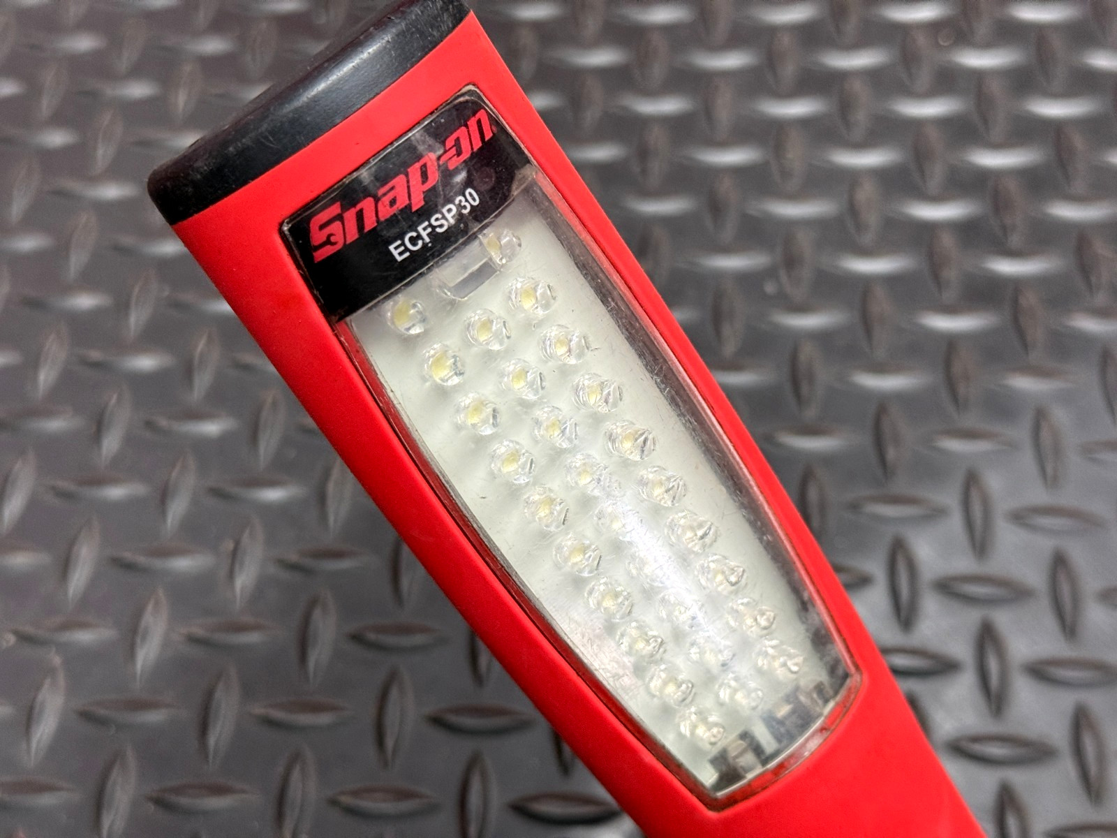Snap on 12″ long Rechargeable LED Work Flash light No charger ECFSP30 TOOL ONLY