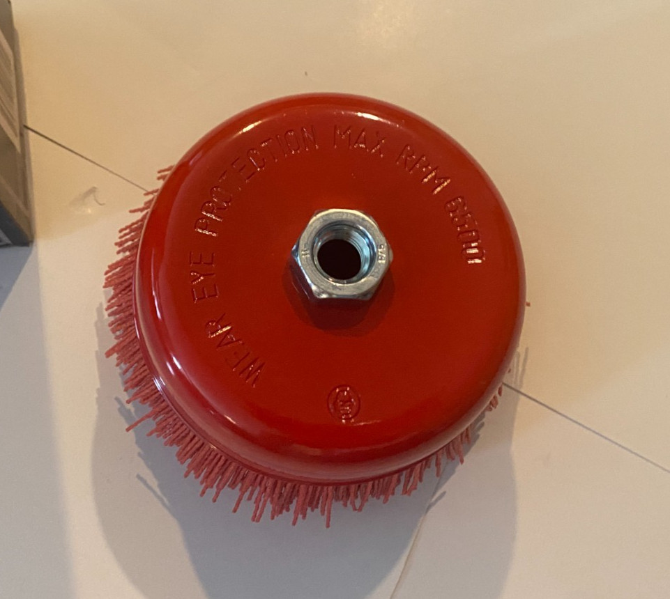 ASTRO 6″ Nylon Bed Brush (4546) 5/8 Thread – 6500 RPM – Red – Prepaid Shipping