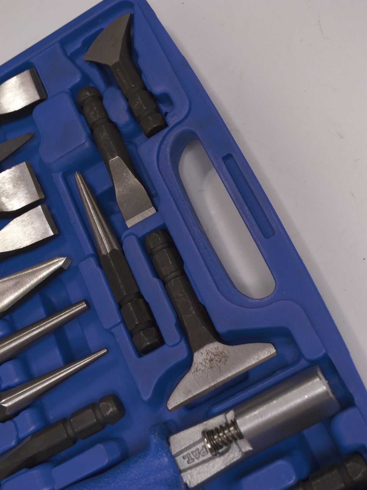 Cornwell Quick Change Drive Handle 15 Piece Punch and Chisel Set CTGPC15KIT