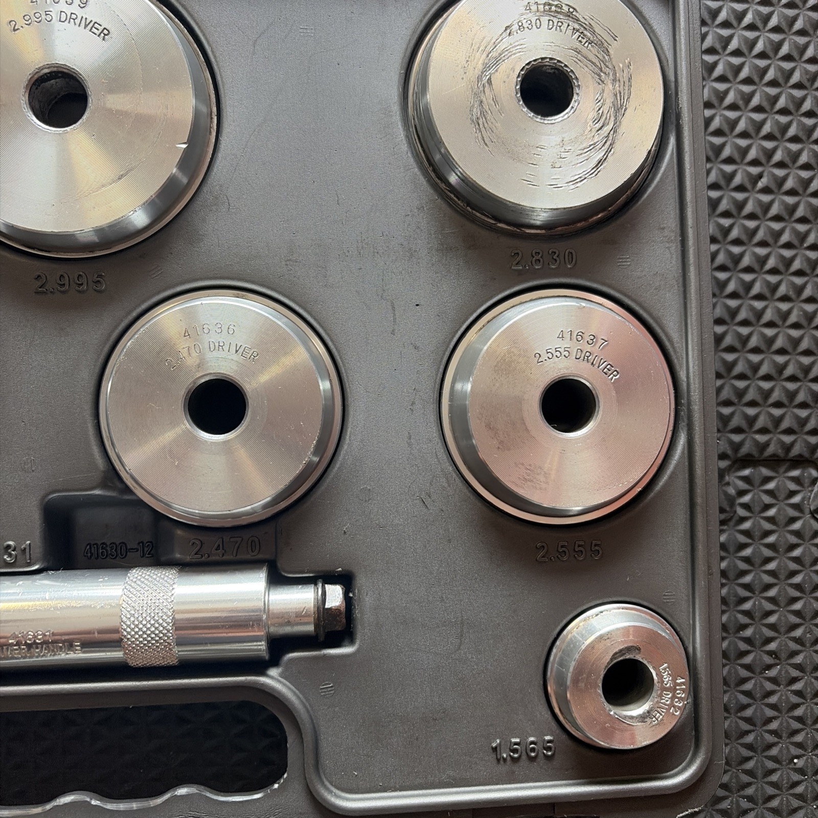 Used KD Tools 41630 Bearing Race & Seal Kit