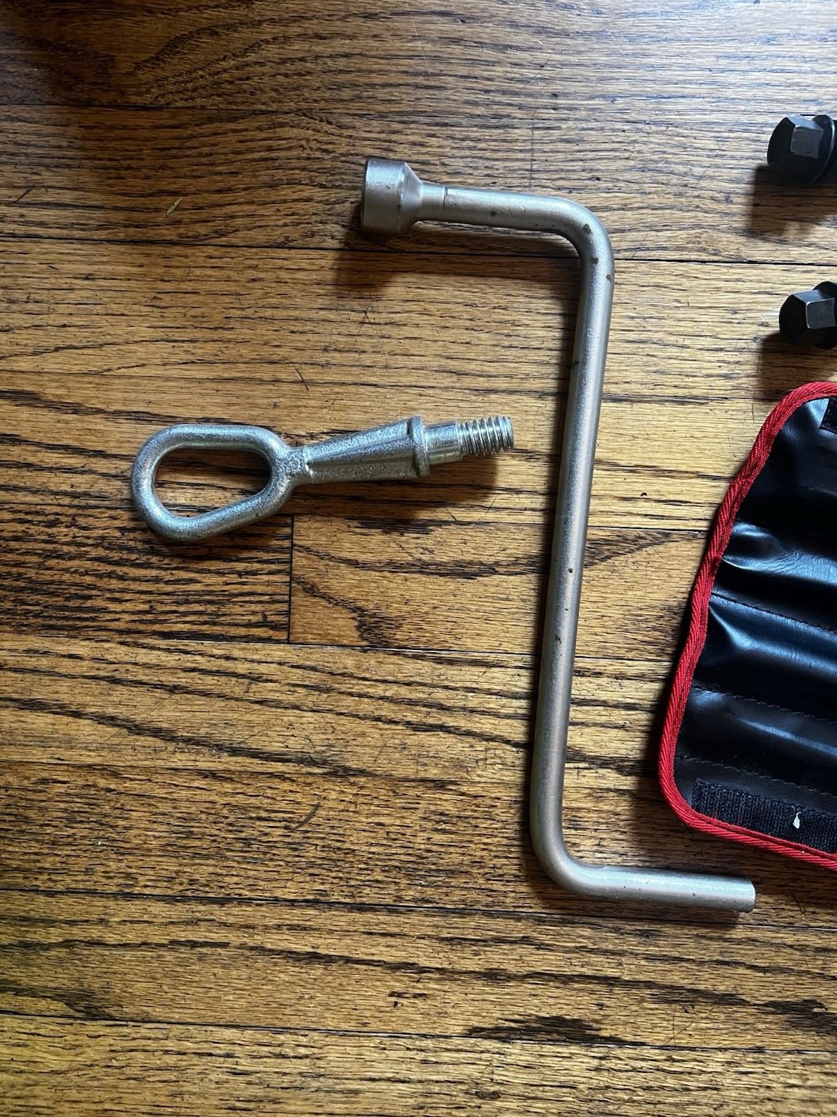 2002 BMW X5 3.0 Tool Kit, Lug Nuts (4), Tow Hook, Tire Iron (E53 2000-2006)